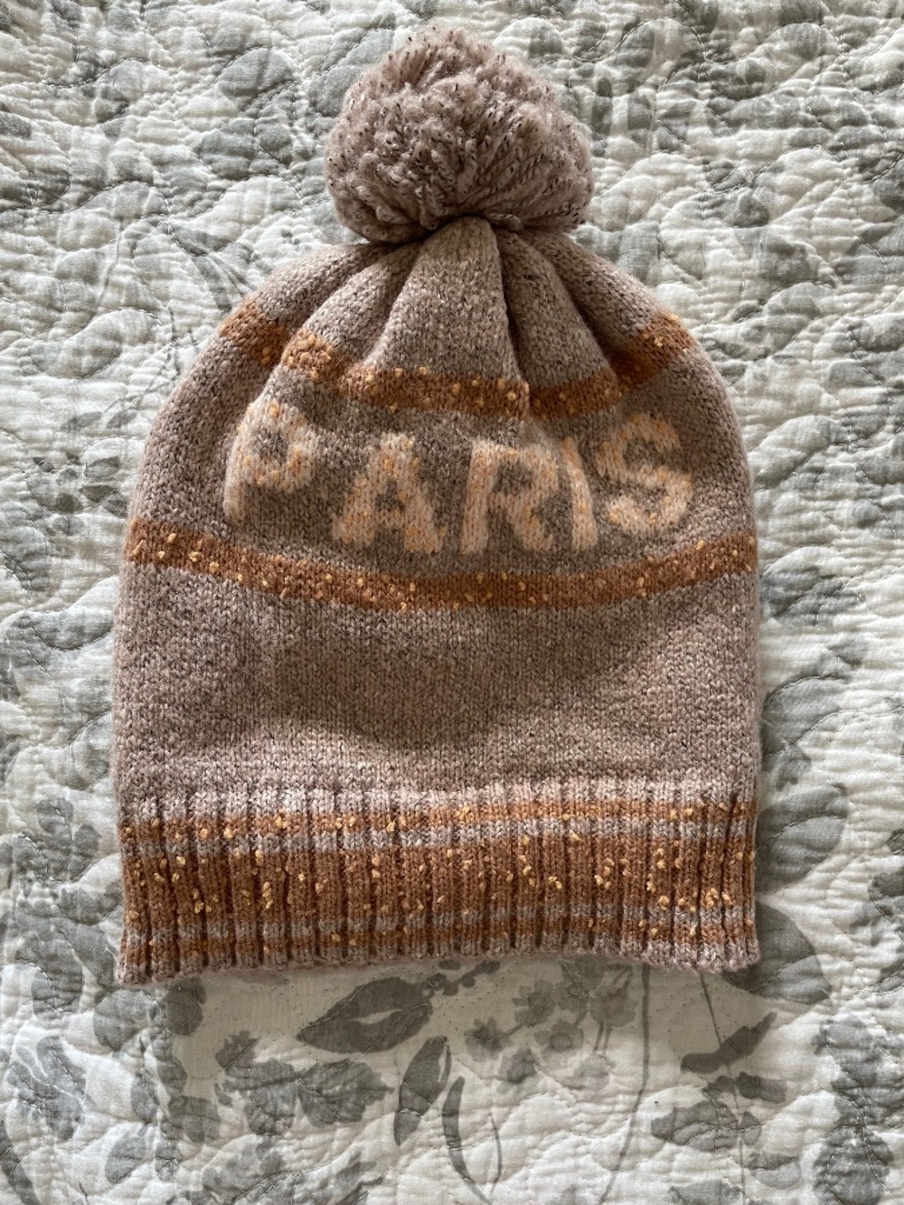 EUC Paris Saint-Germain Women’s Paris Winter Knit Beanie in Dusty Pink Rose